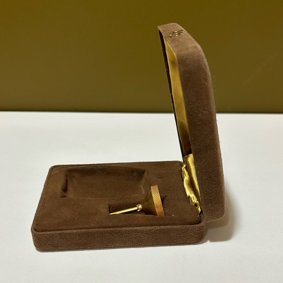 NINA RICCI perfume and box - Picture 4 of 6